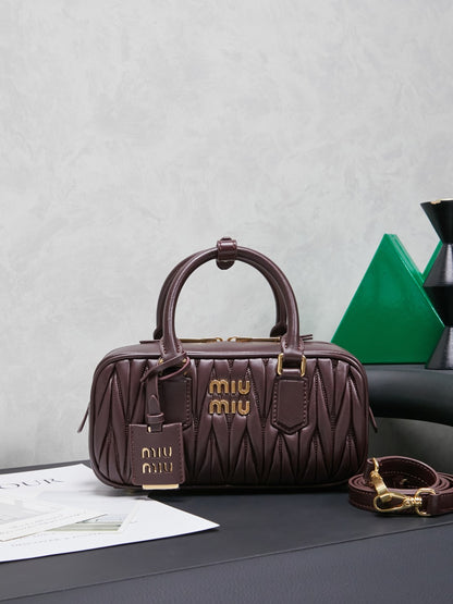 BAG-MIUMIU-LY-146