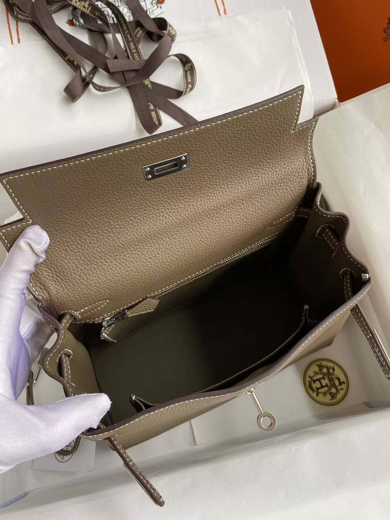 BAG-HMS-W-034