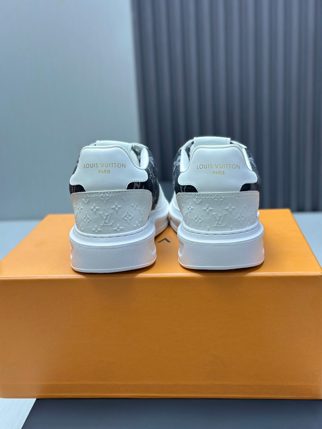 SHOES-LV-LY-379