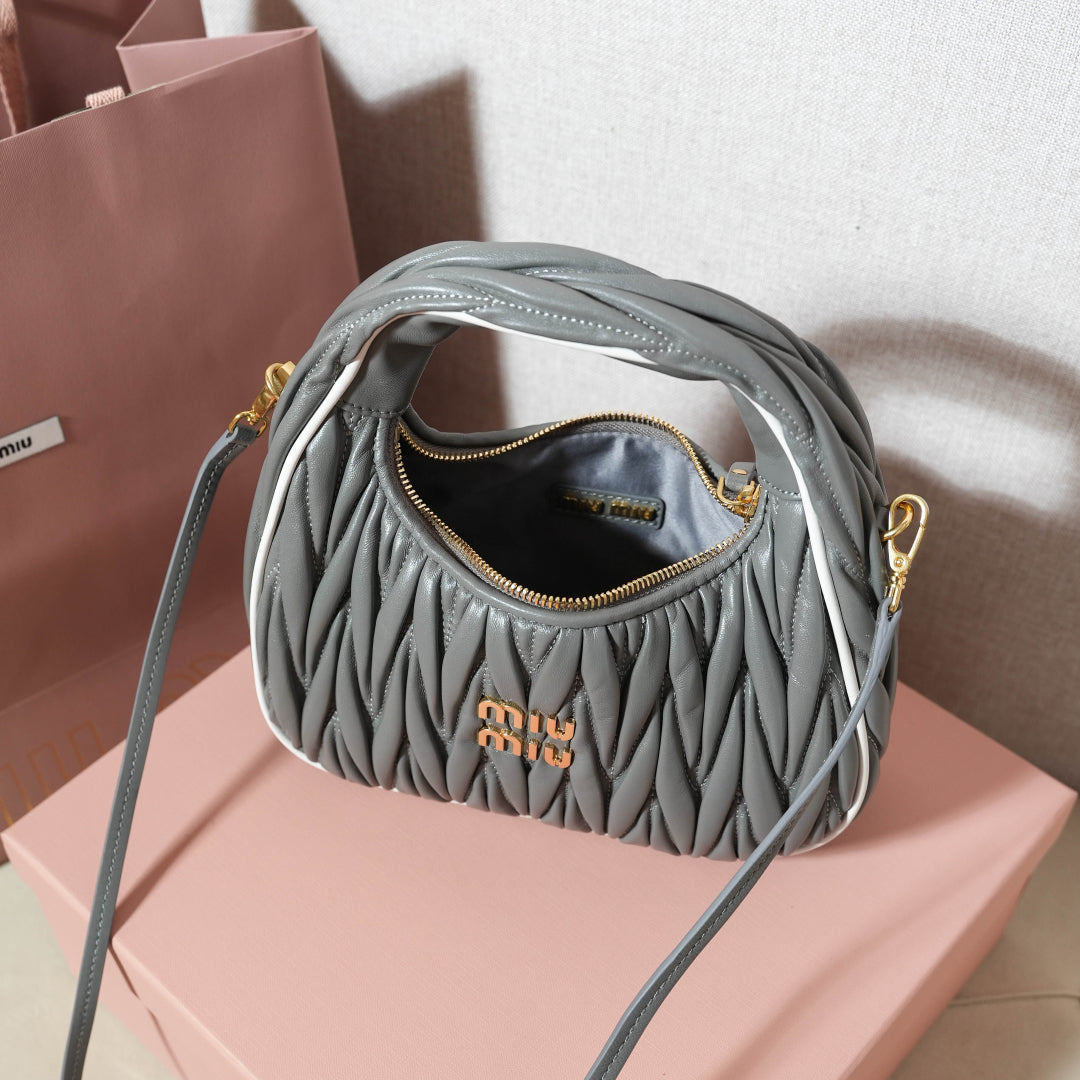 BAG-MIUMIU-LY-352