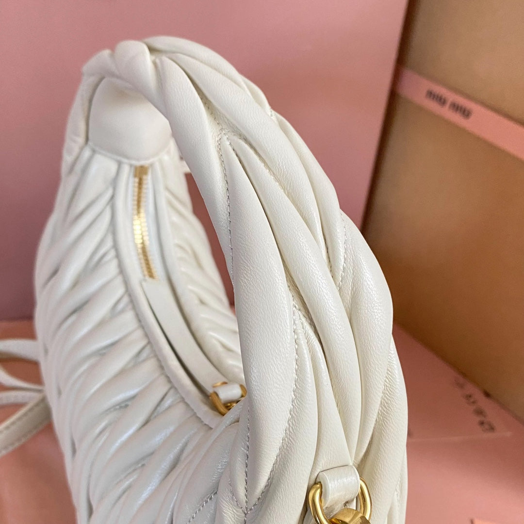 BAG-MIUMIU-LY-095