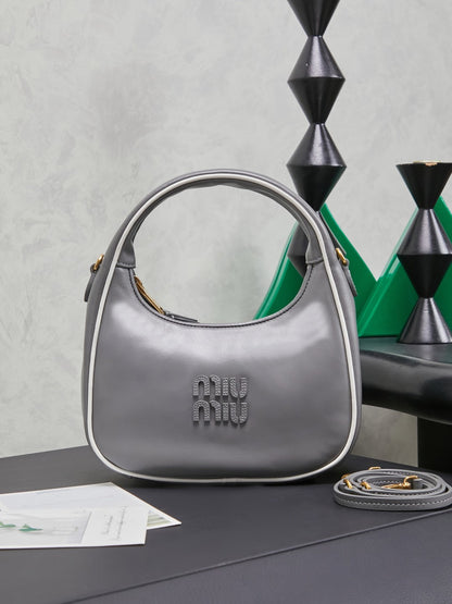 BAG-MIUMIU-LY-047