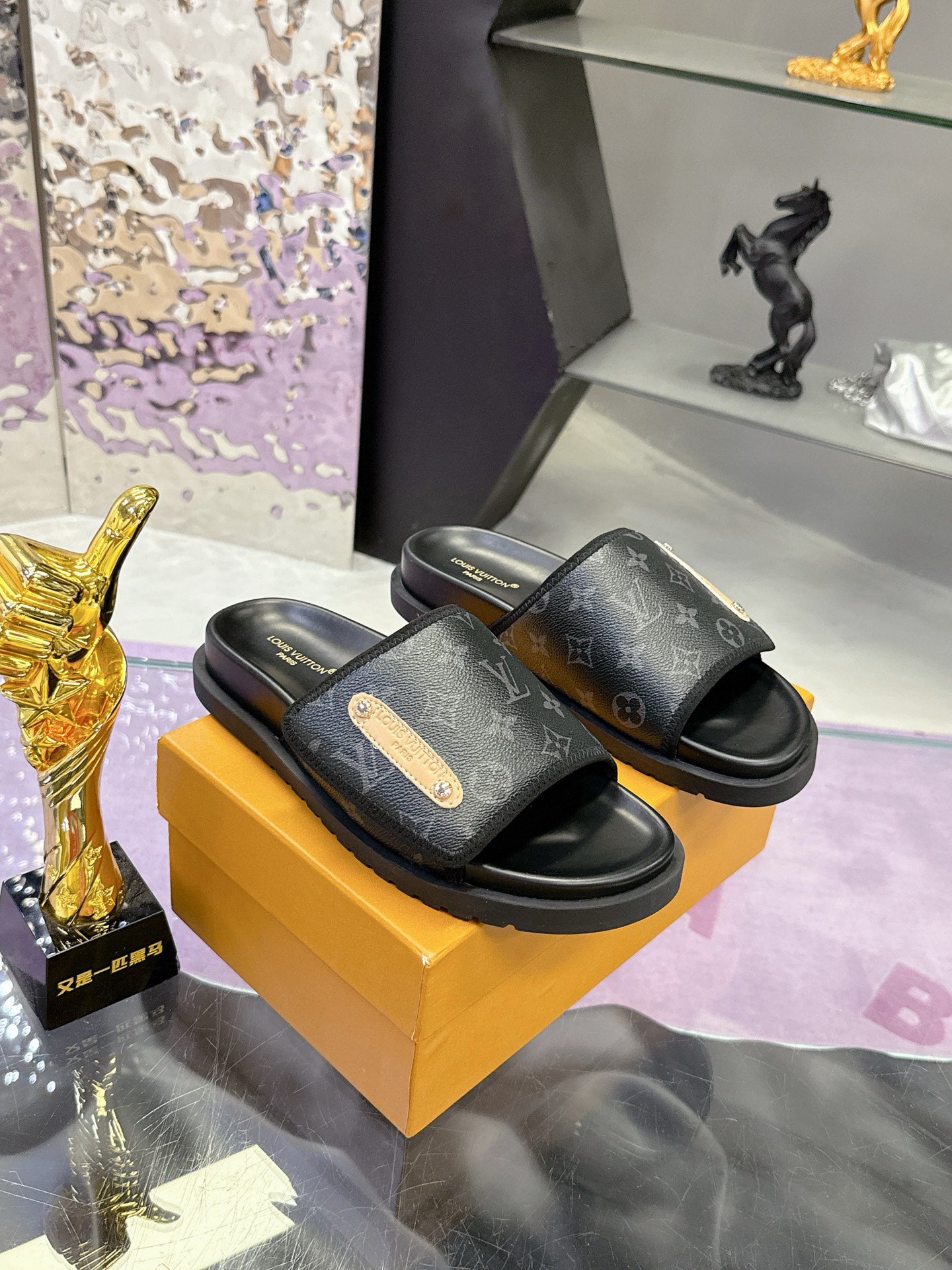 SHOES-LV-LY-599
