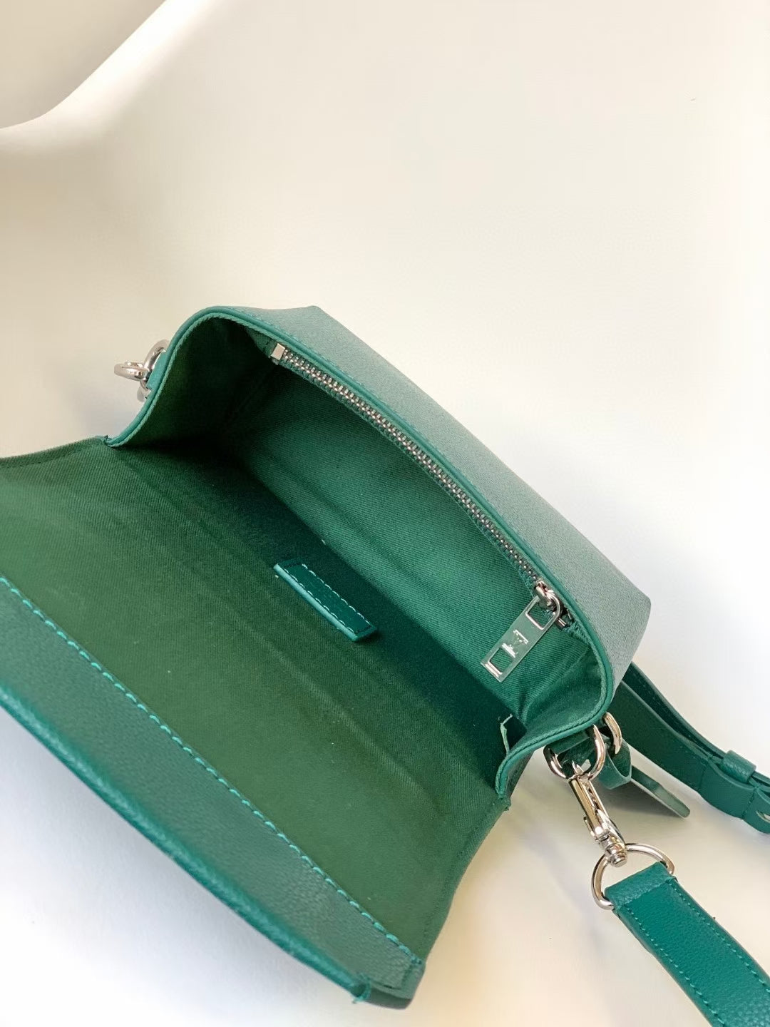BAG-LV-W-NEW-908