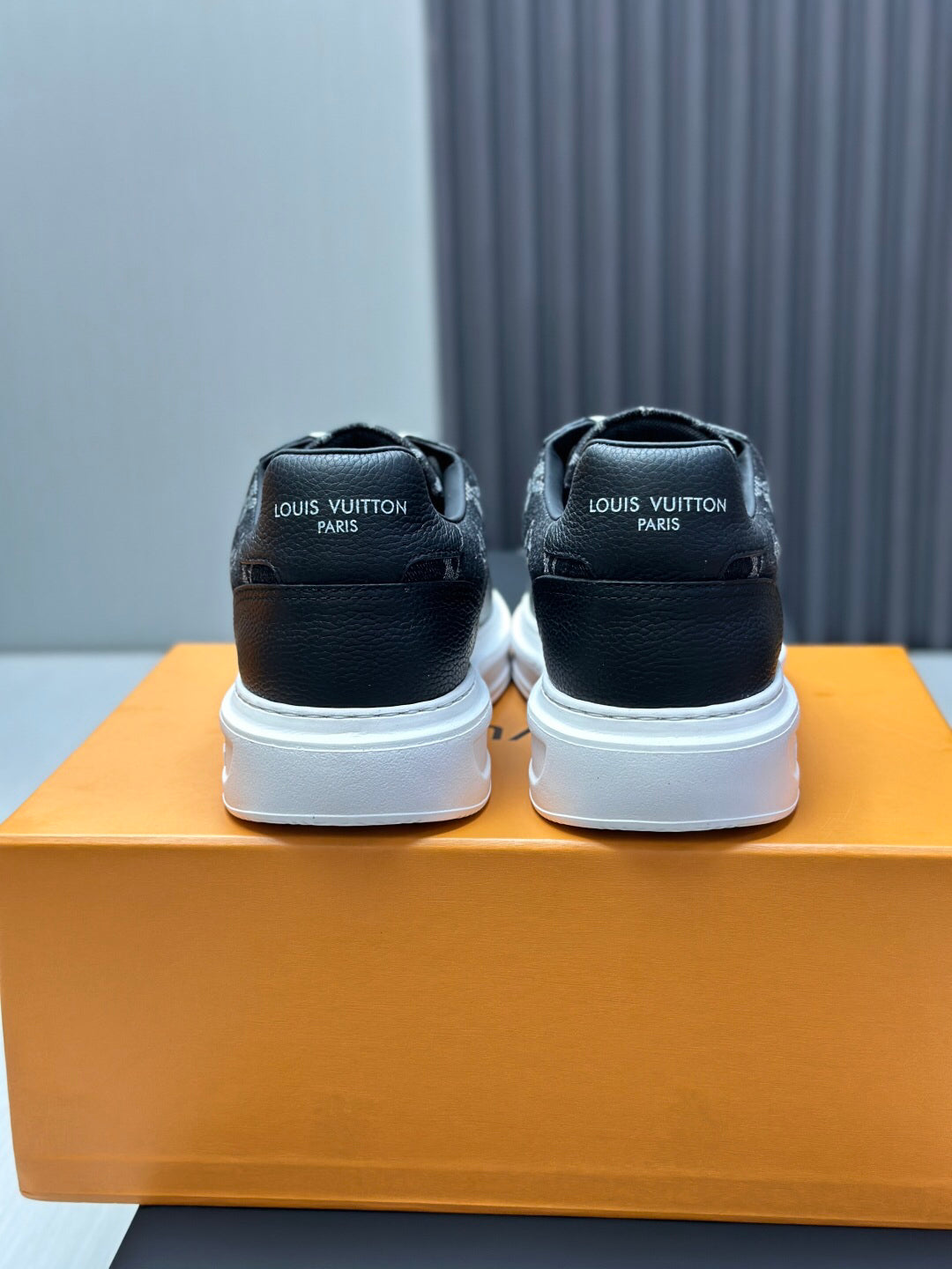 SHOES-LV-LY-338
