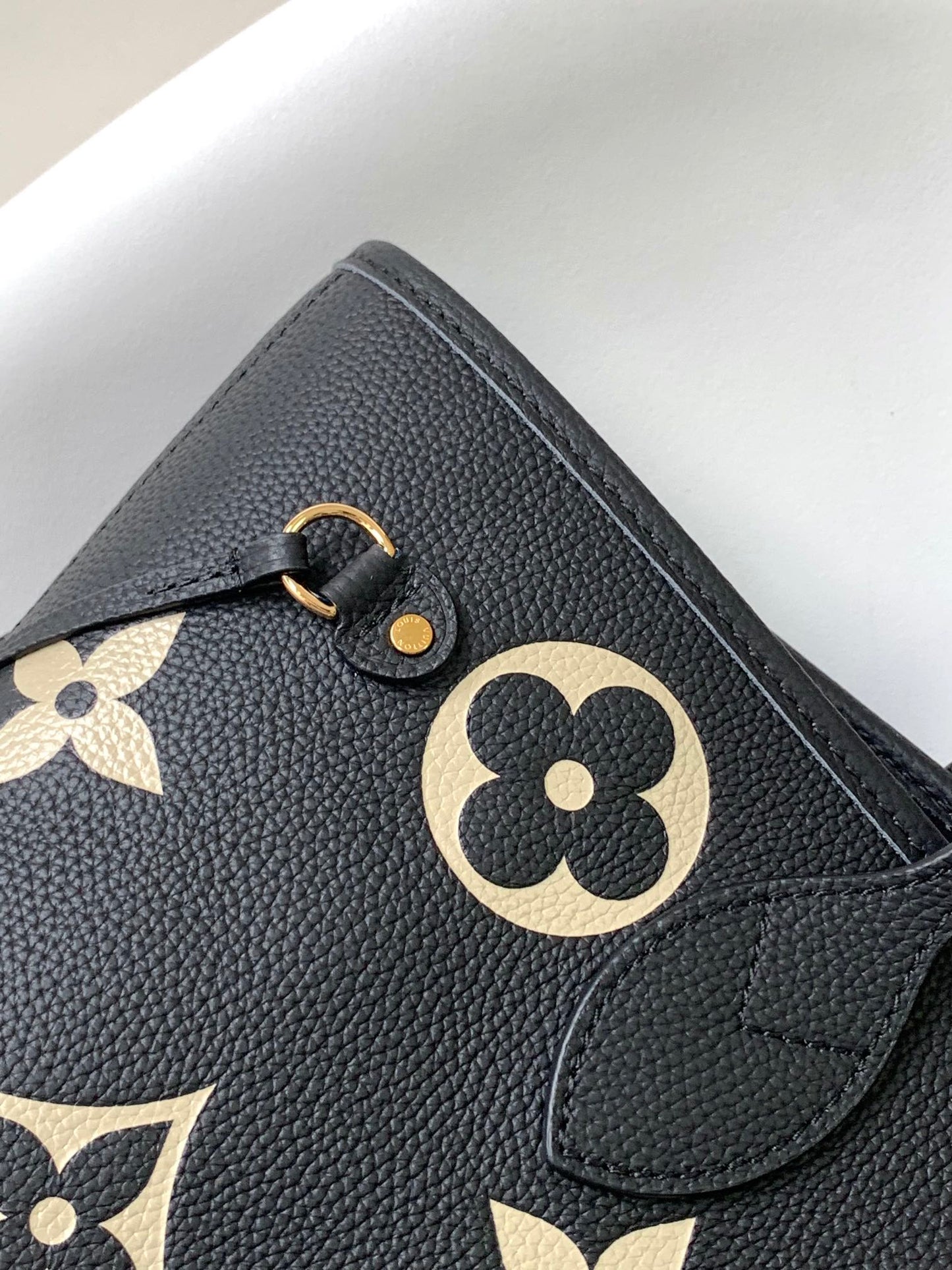 BAG-LV-W-NEW-884