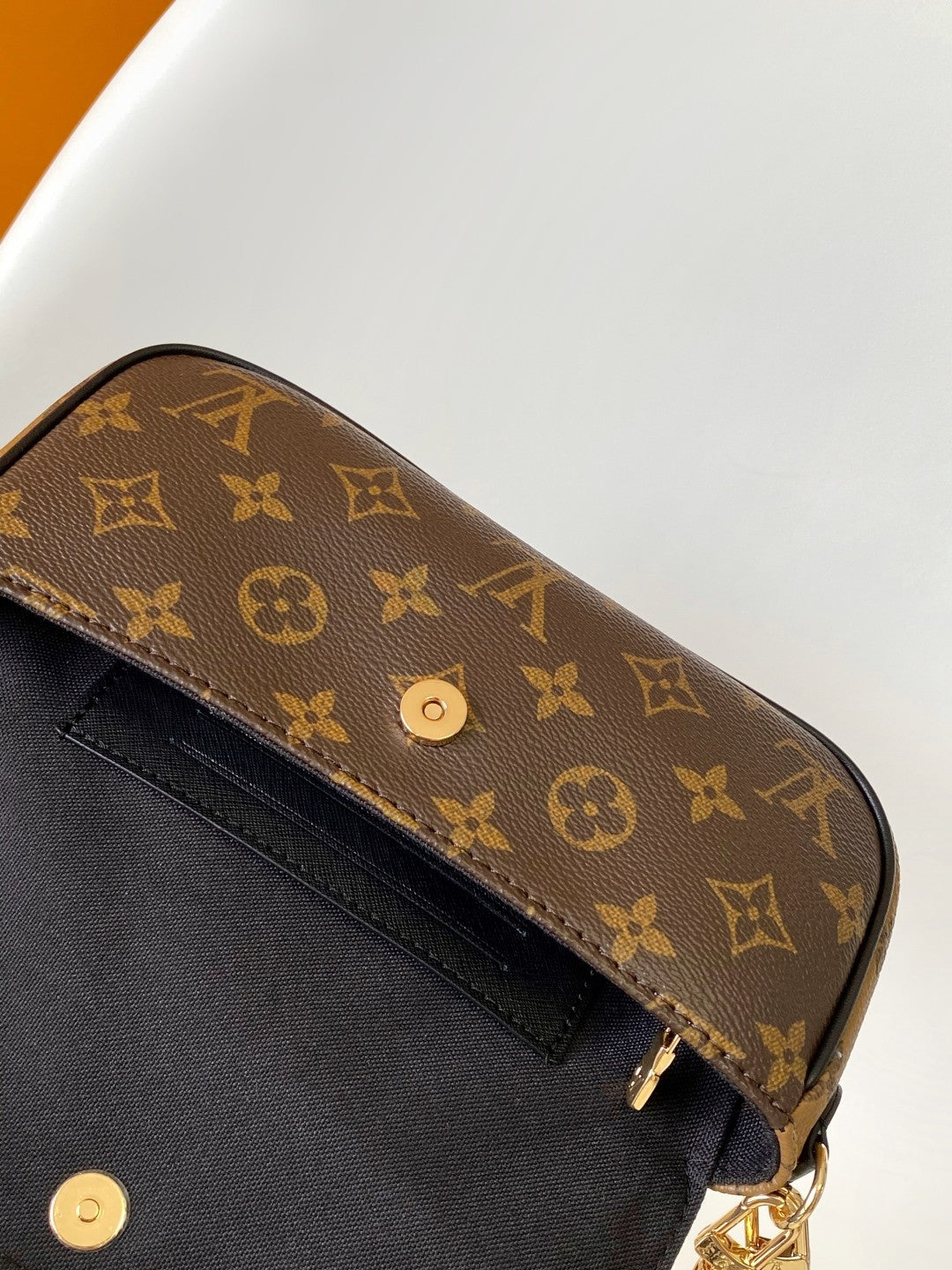 BAG-LV-W-NEW-772