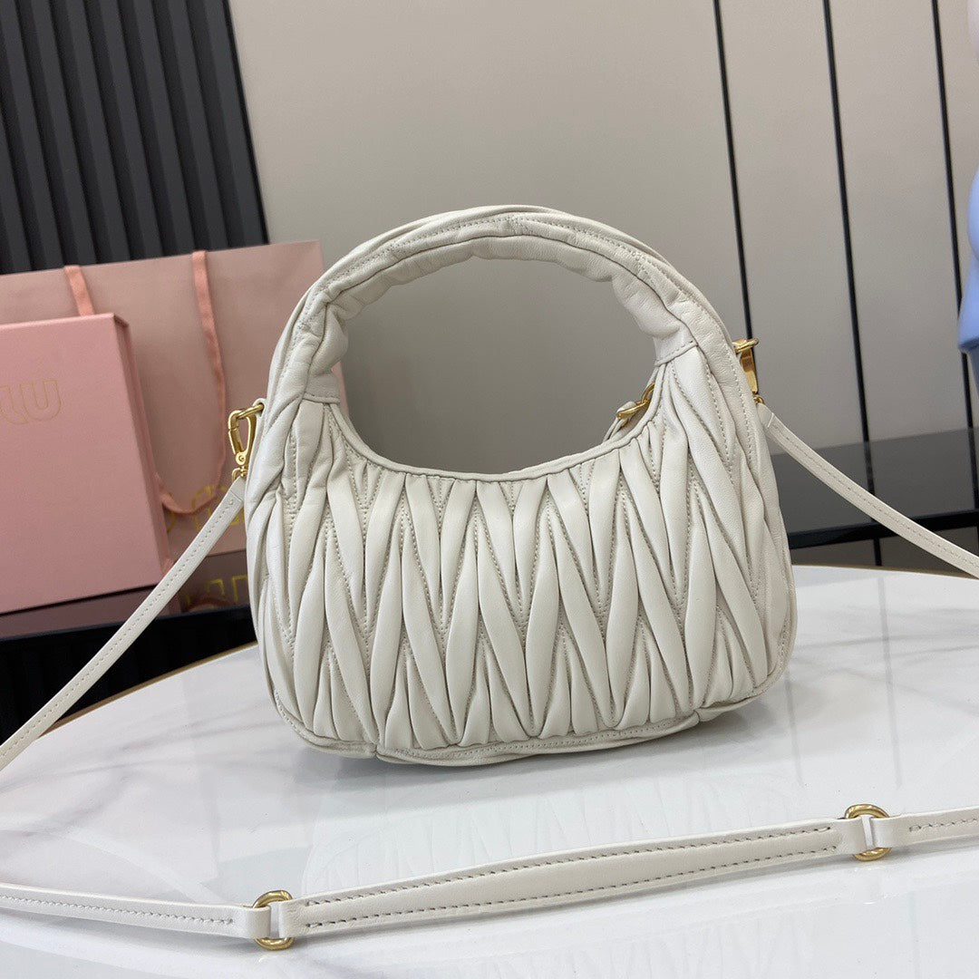 BAG-MIUMIU-LY-397