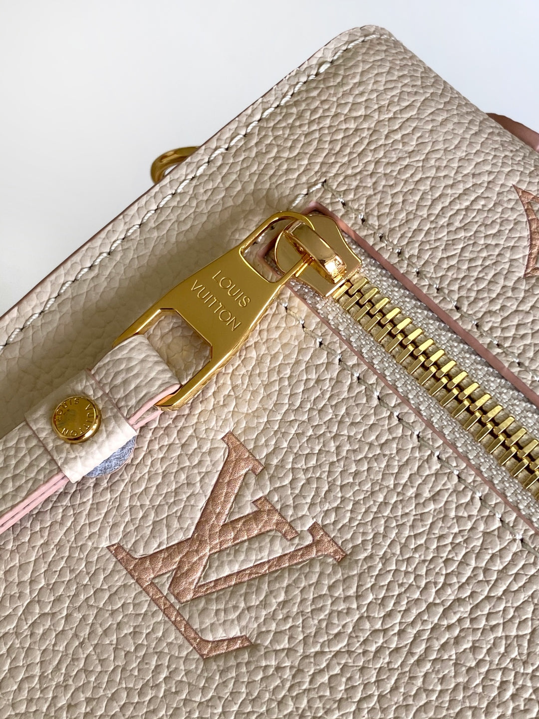 BAG-LV-W-NEW-1109