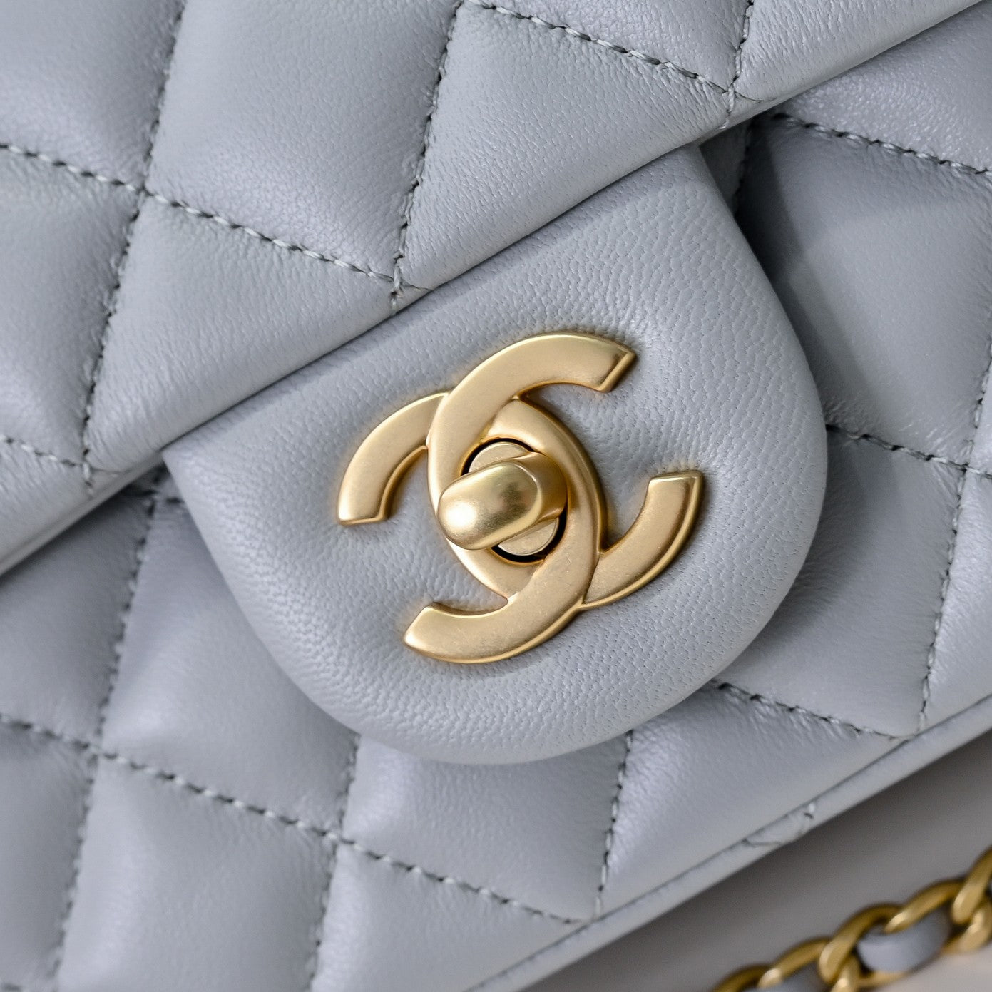 BAG-CHANEL-660