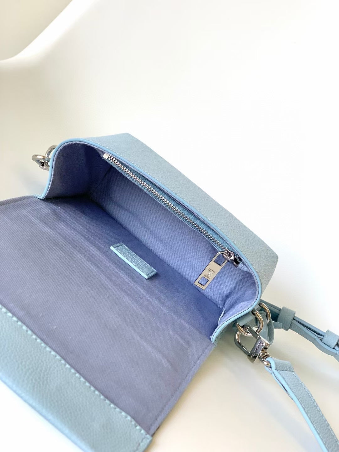 BAG-LV-W-NEW-905