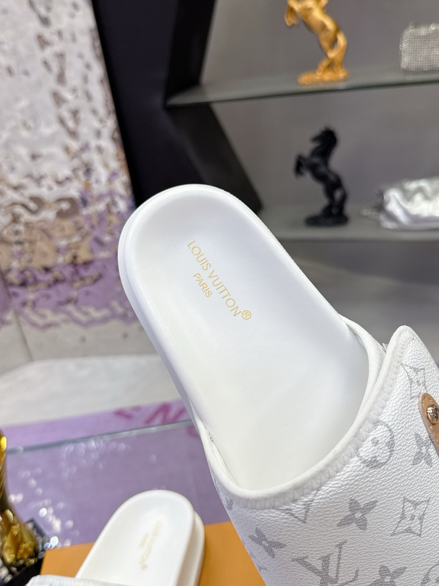 SHOES-LV-LY-601