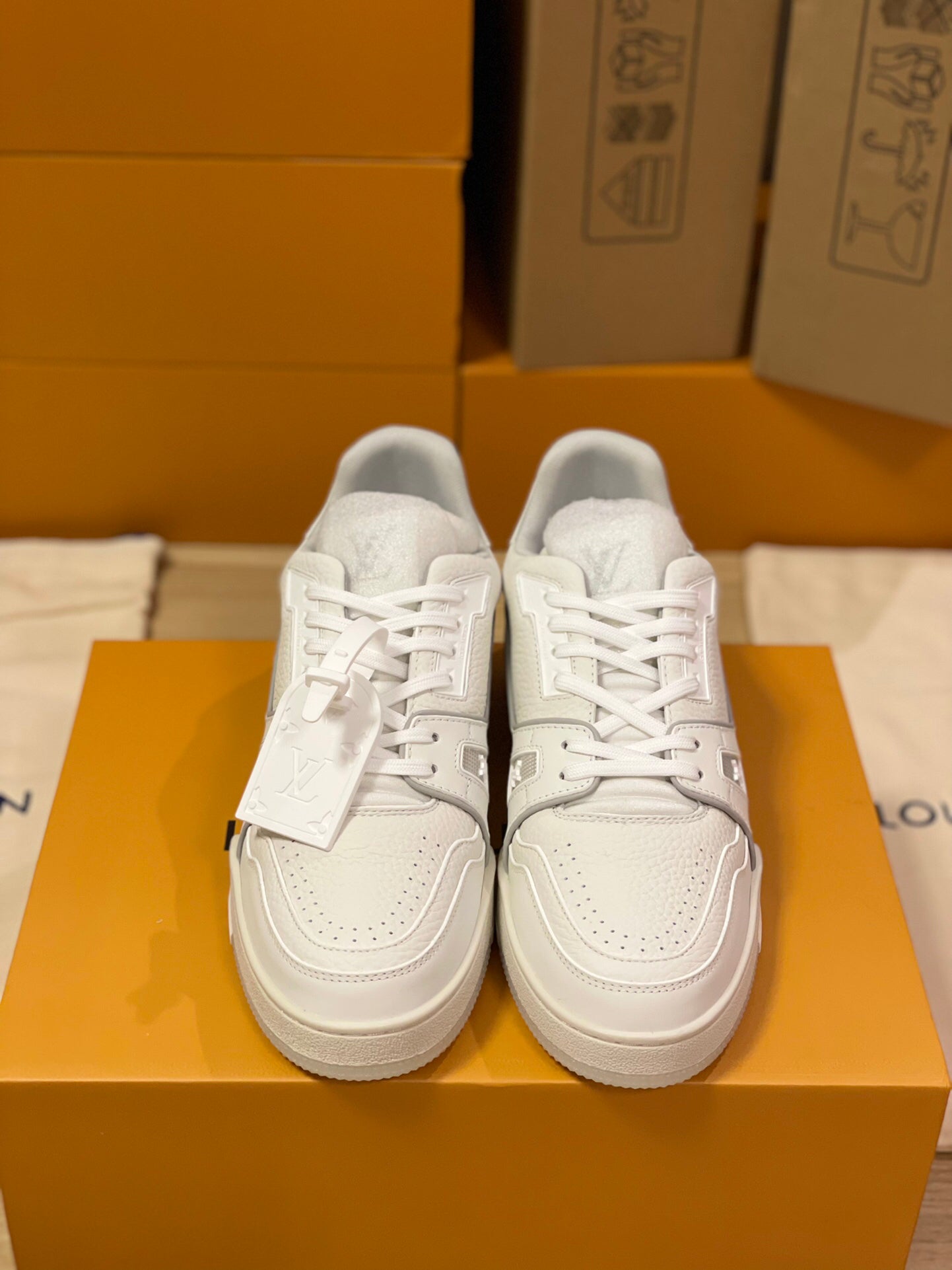SHOES-LV-LY-198