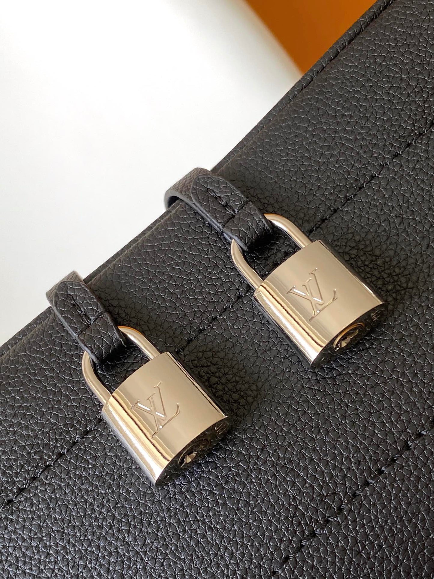 BAG-LV-W-NEW-230