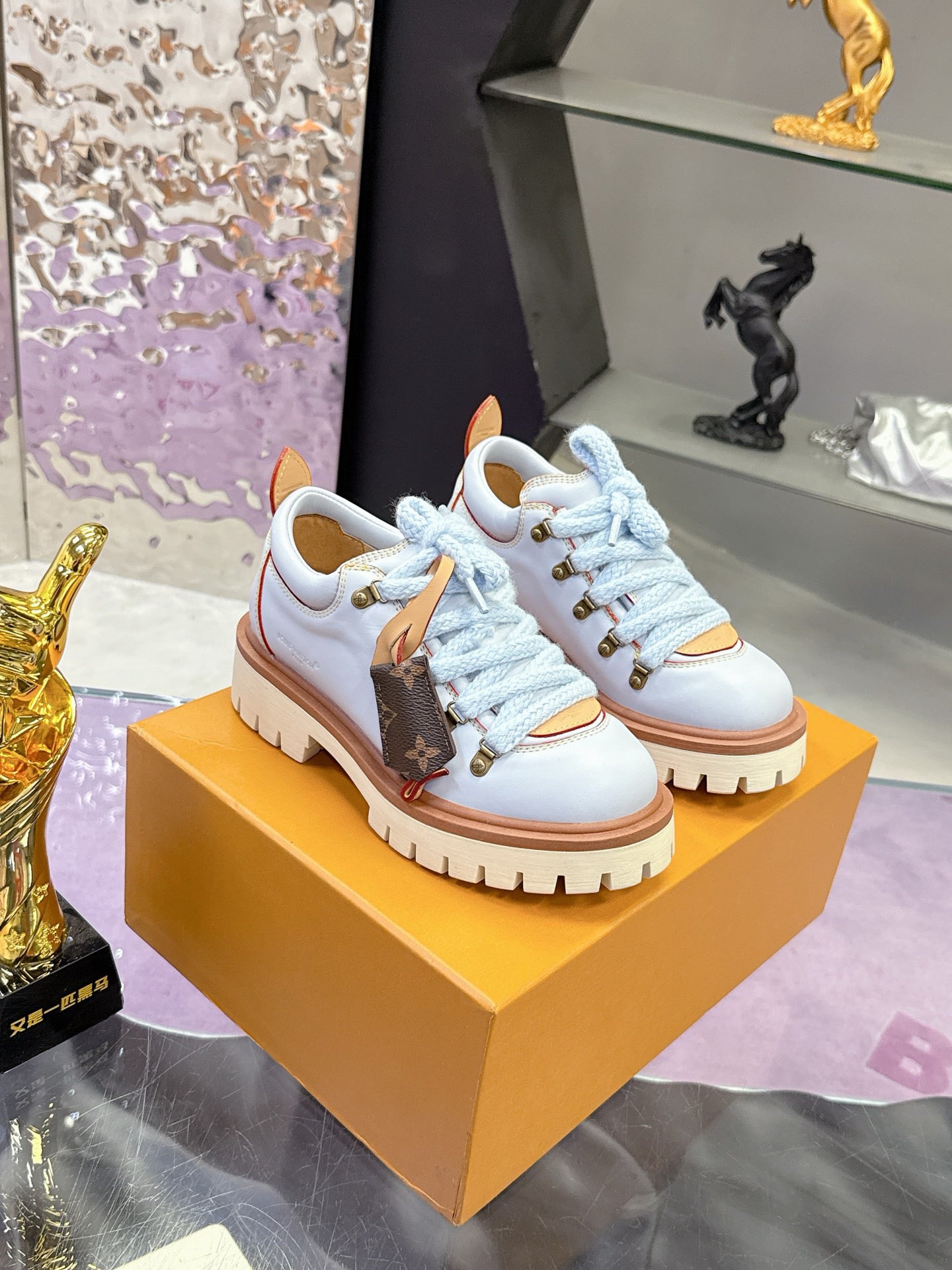 SHOES-LV-LY-559