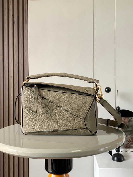 BAG-LW-777