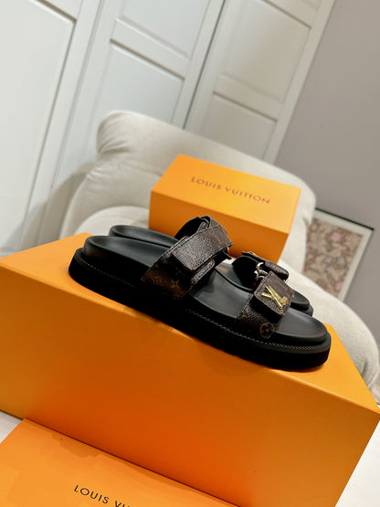 SHOES-LV-LY-054