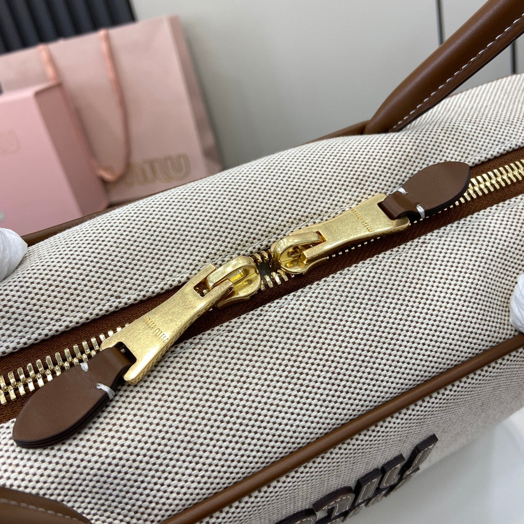 BAG-MIUMIU-LY-405