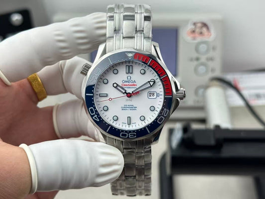 WATCH-OMG-W-003