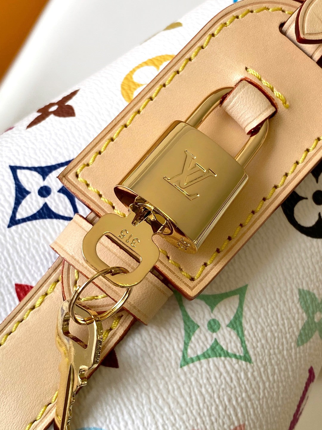 BAG-LV-W-NEW-330