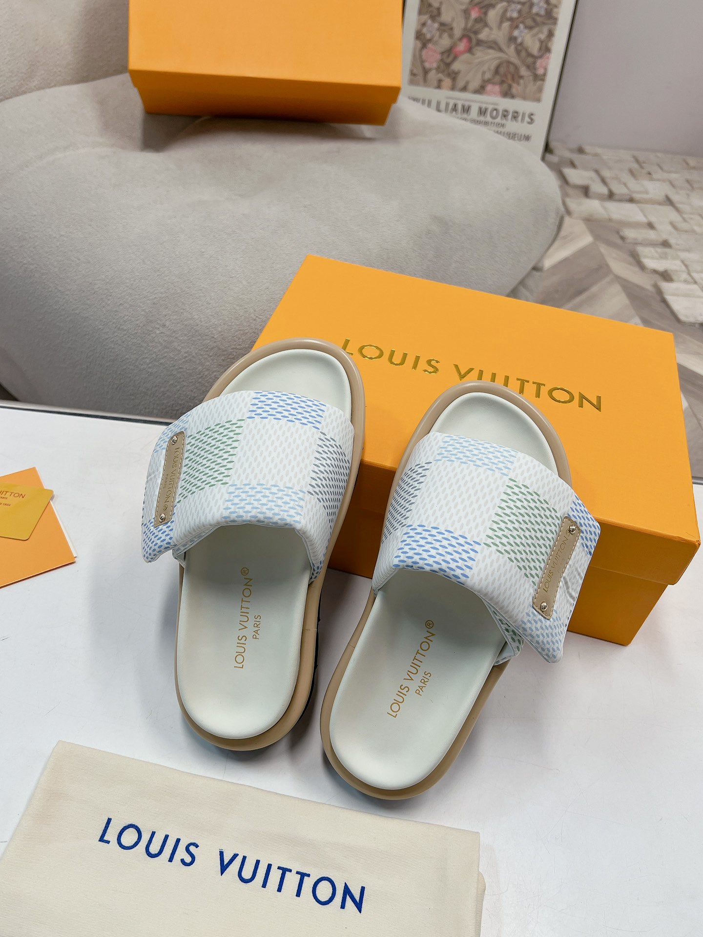SHOES-LV-LY-608