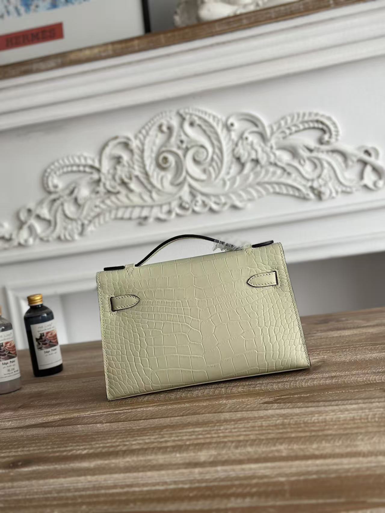 BAG-HMS-W-001