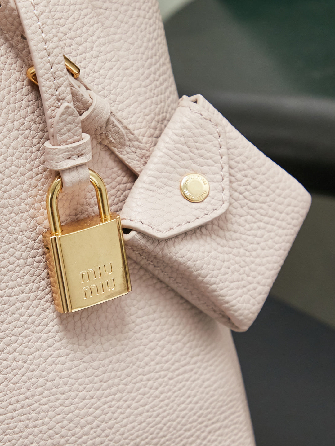 BAG-MIUMIU-LY-059