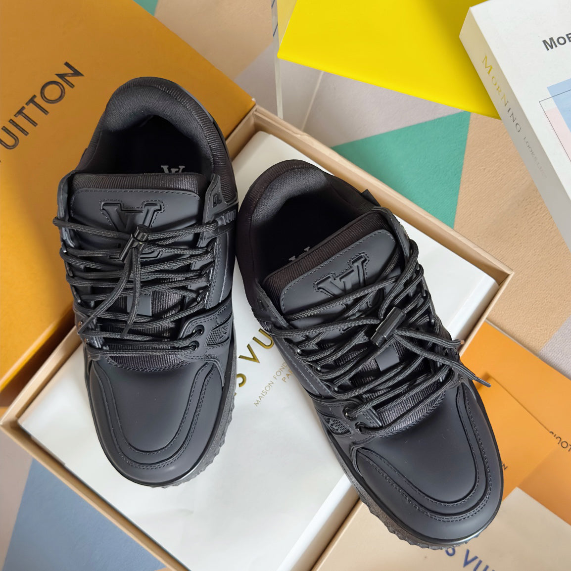 SHOES-LV-LY-013