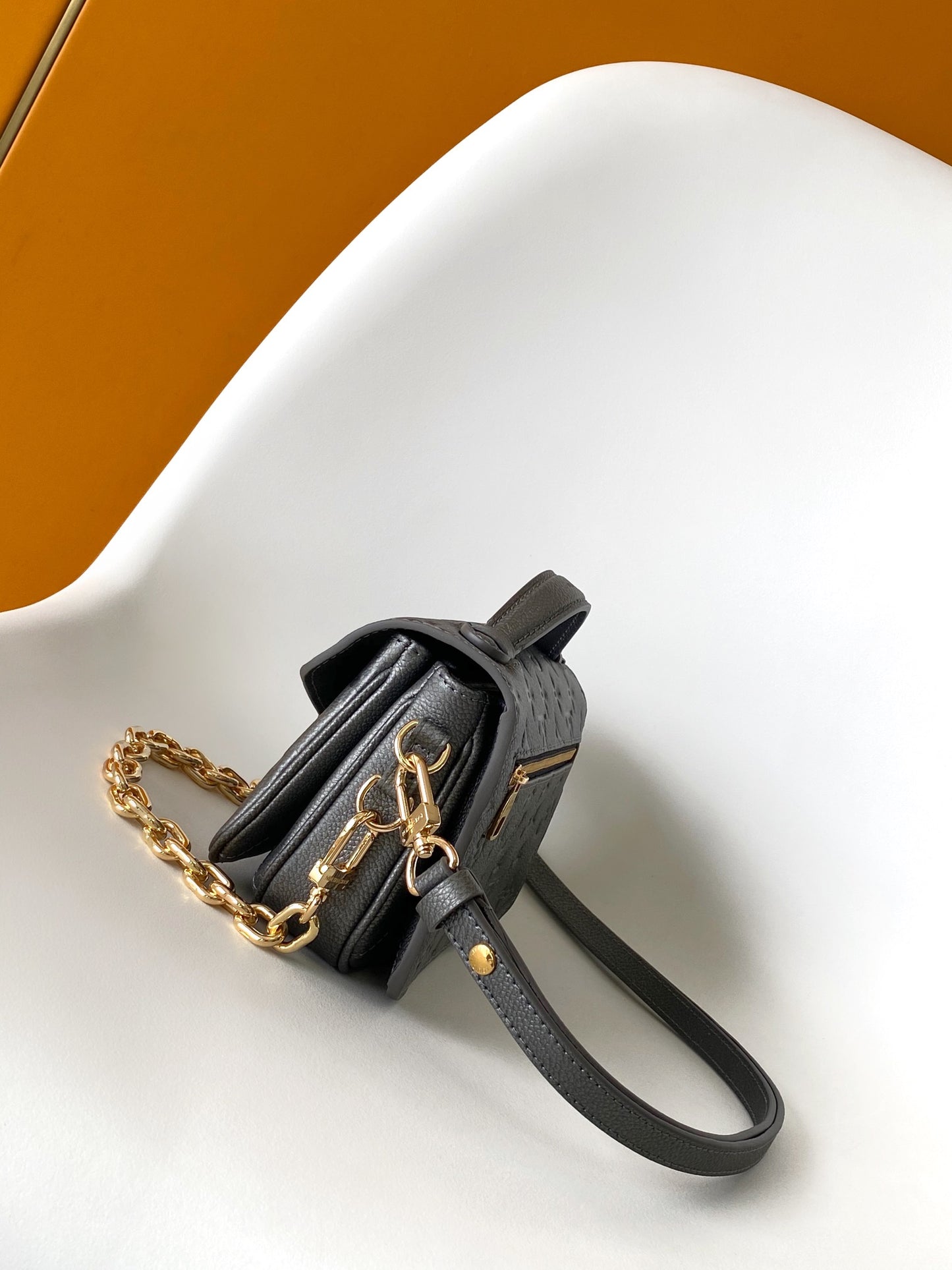 BAG-LV-W-NEW-593