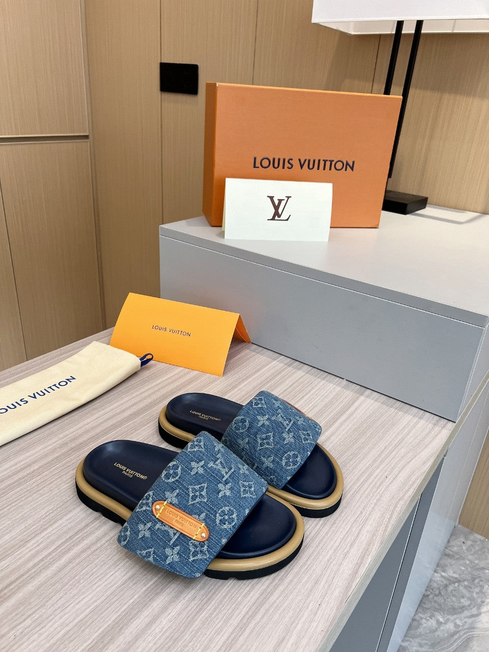 SHOES-LV-LY-160