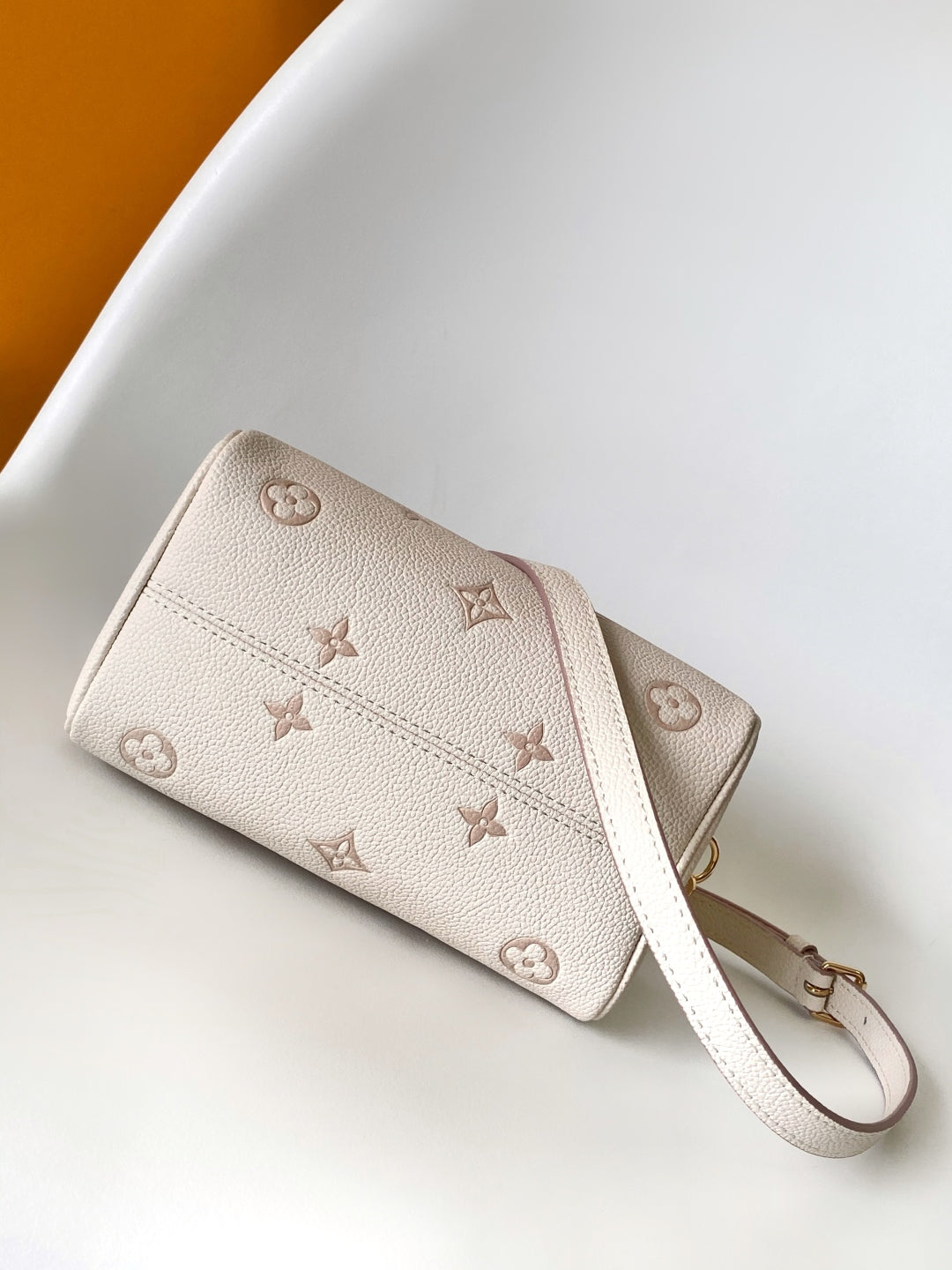 BAG-LV-W-NEW-1107