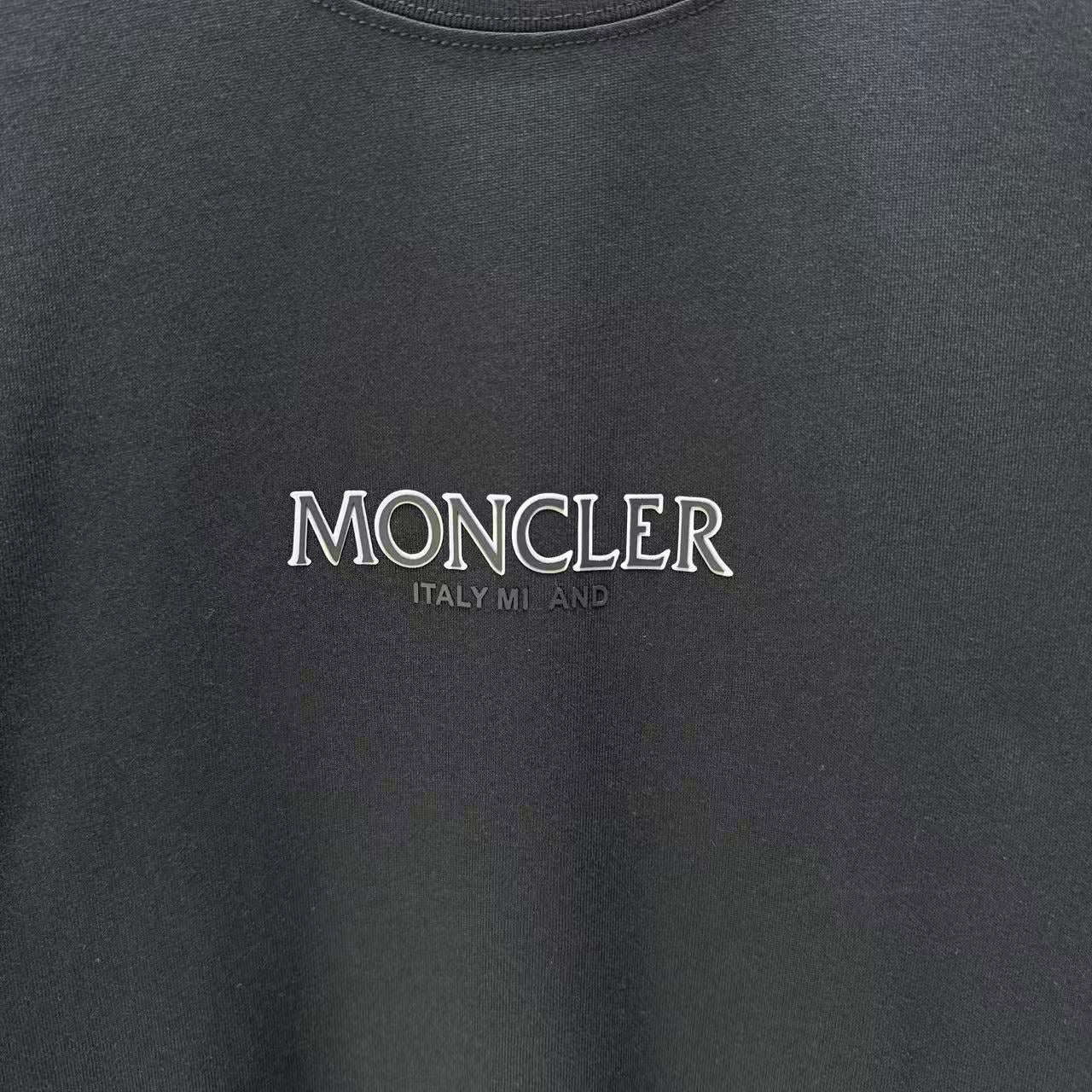 TS-MONCLER-NEW-135
