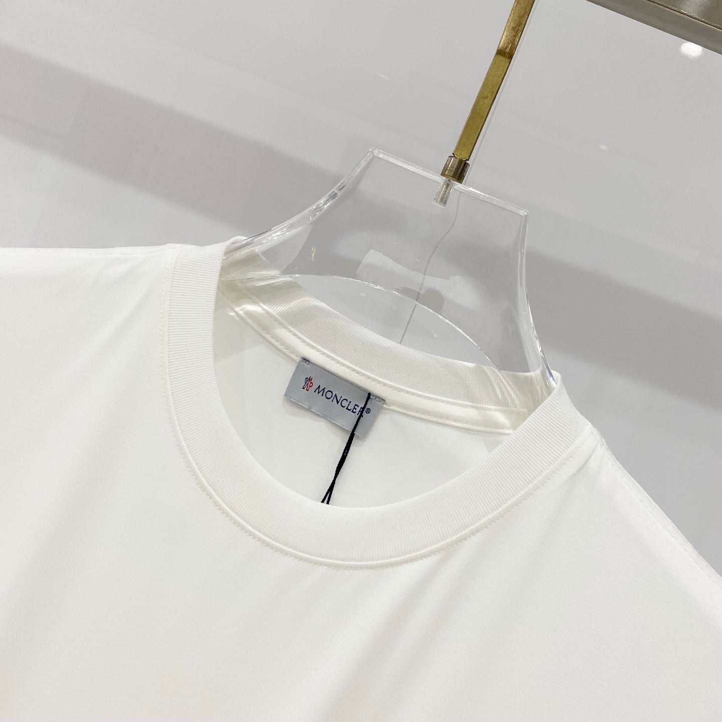 TS-MONCLER-NEW-009