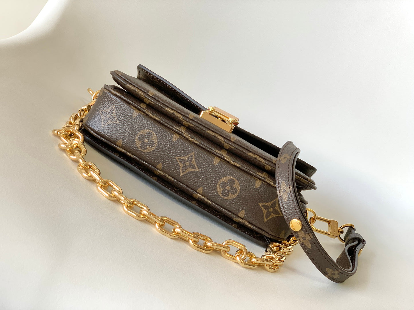 BAG-LV-W-NEW-838