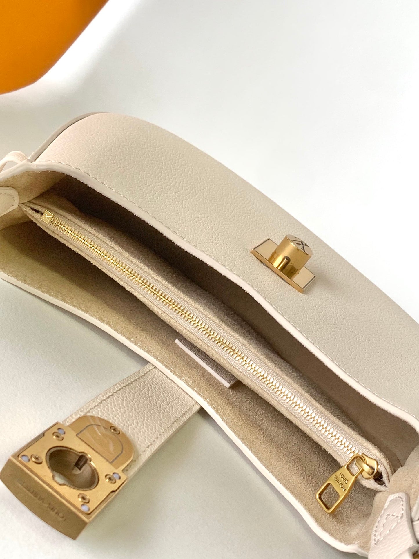 BAG-LV-W-NEW-1380