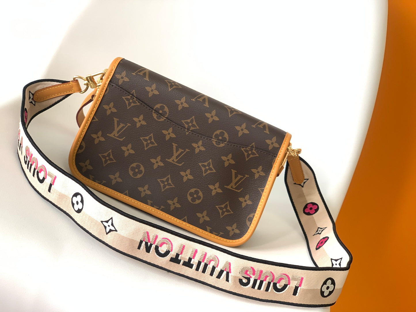 BAG-LV-W-NEW-1356