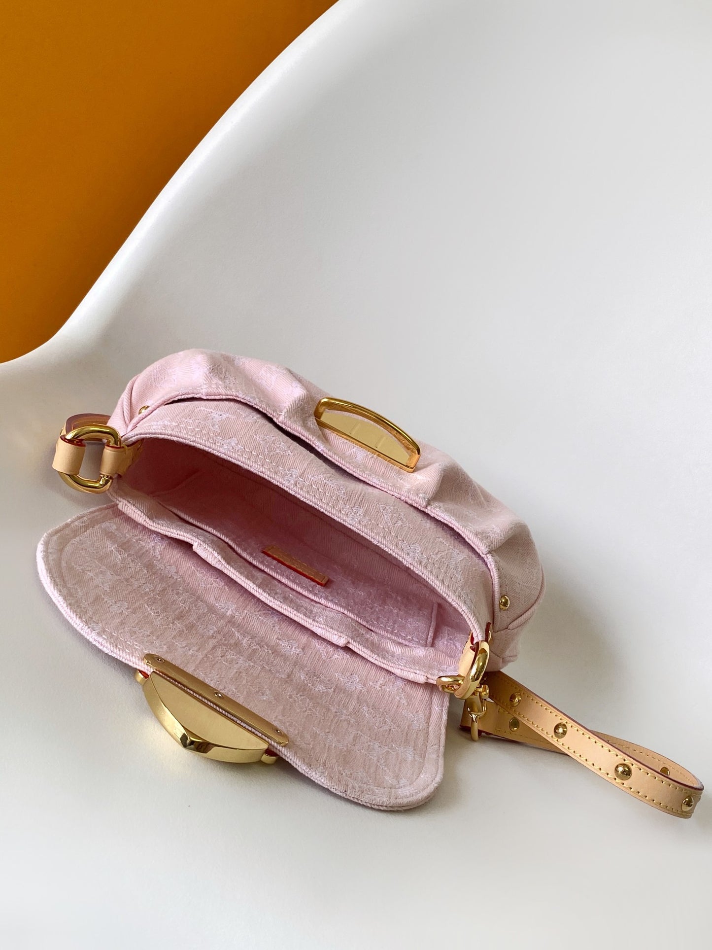 BAG-LV-W-NEW-528