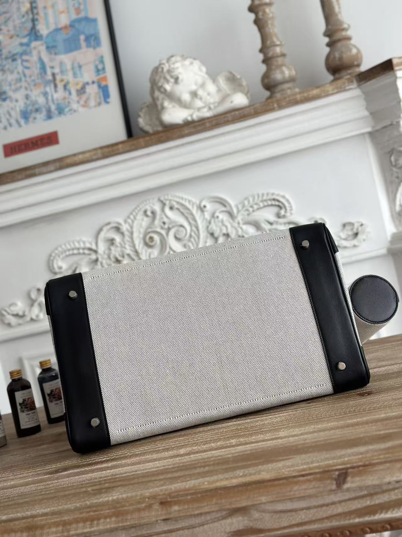 BAG-HMS-W-056