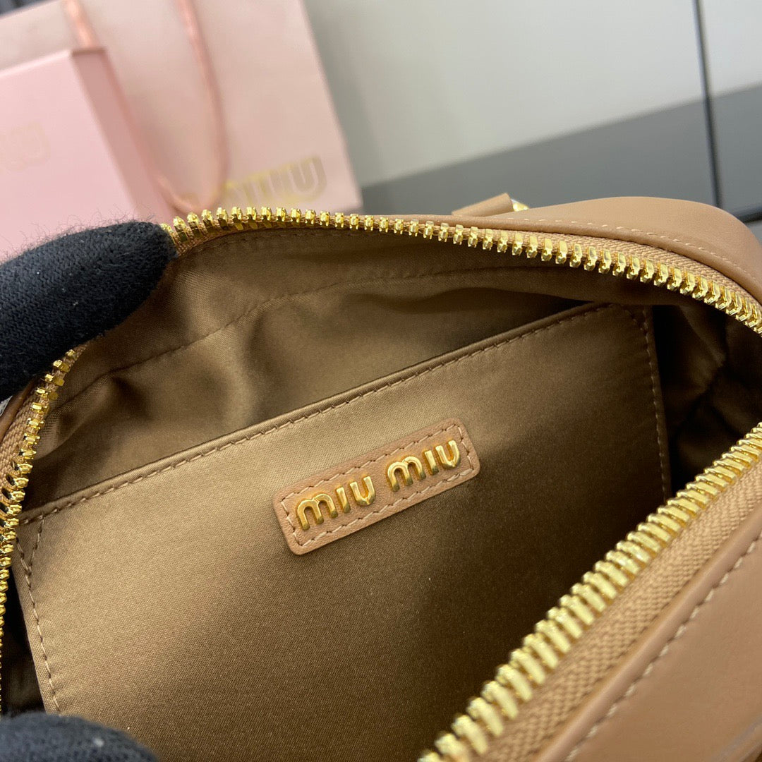 BAG-MIUMIU-LY-410