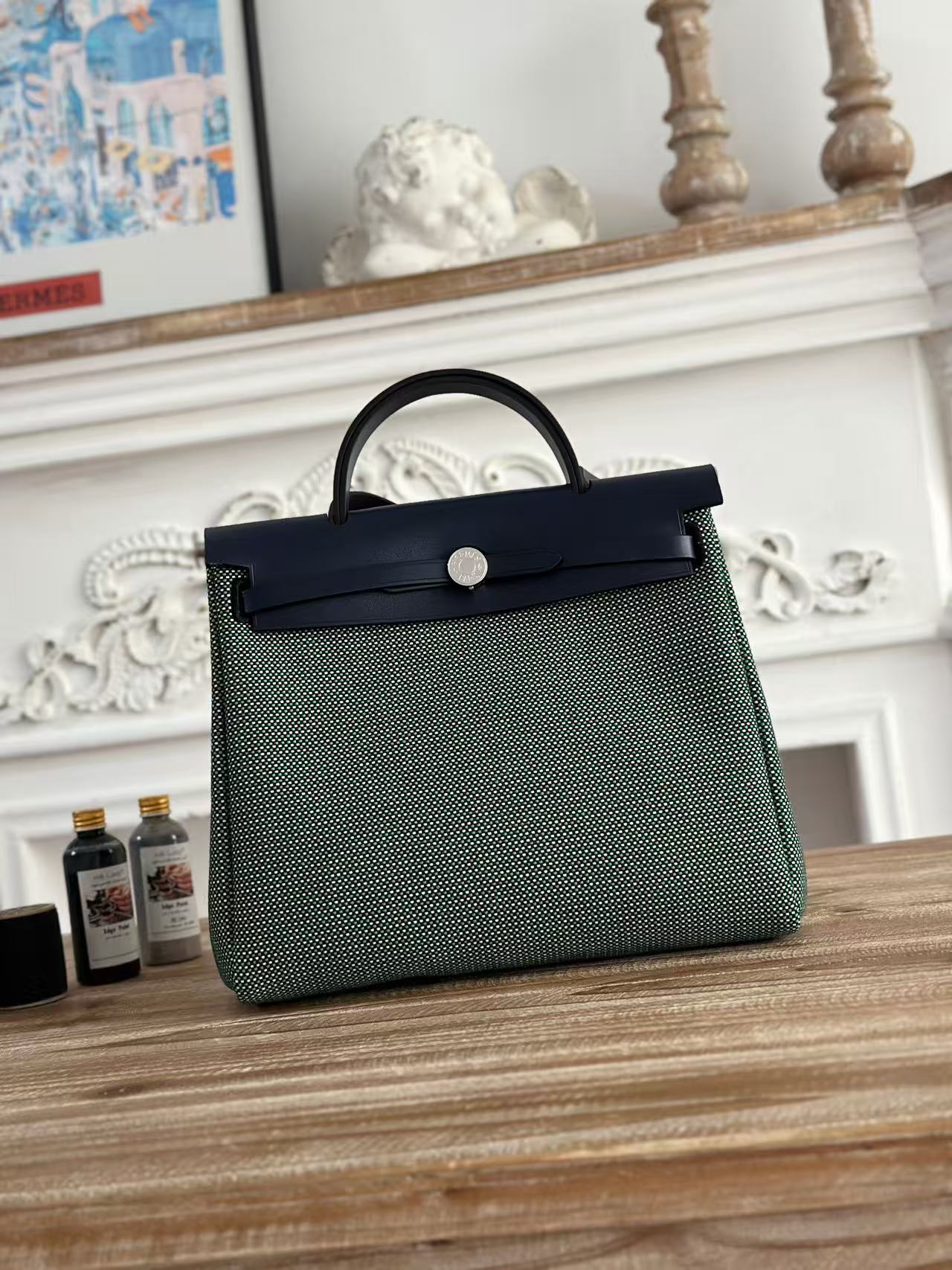 BAG-HMS-W-031