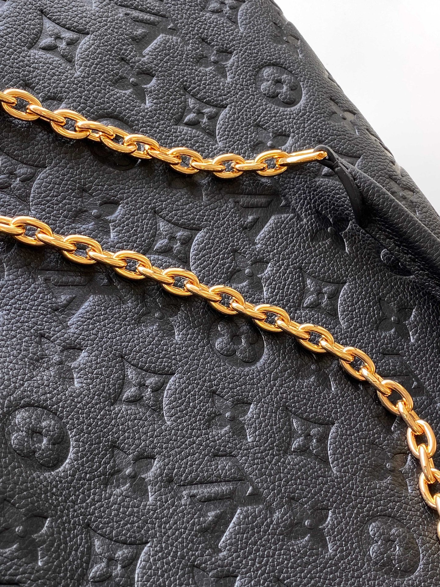 BAG-LV-W-NEW-932