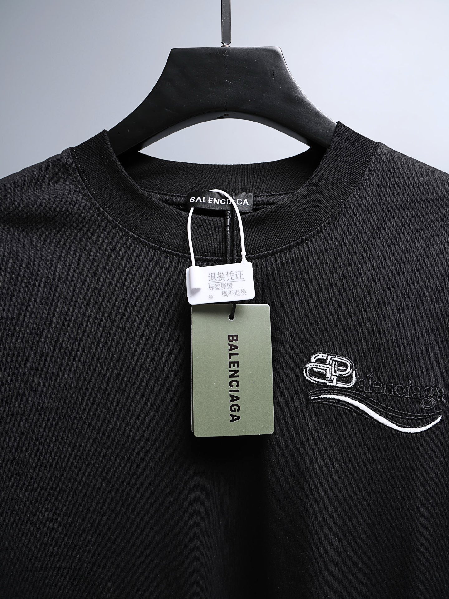 TS-Balenciaga-new-048