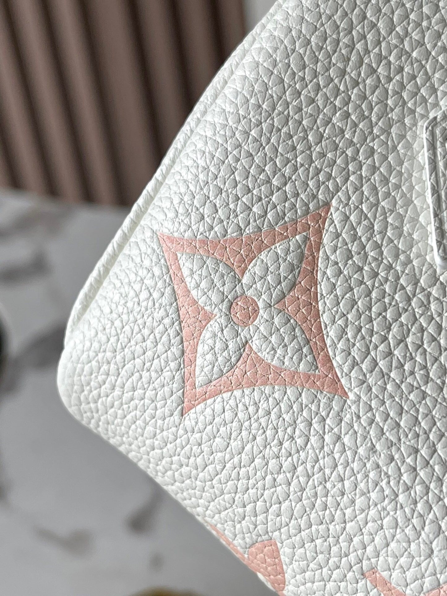 BAG-LV-W-065
