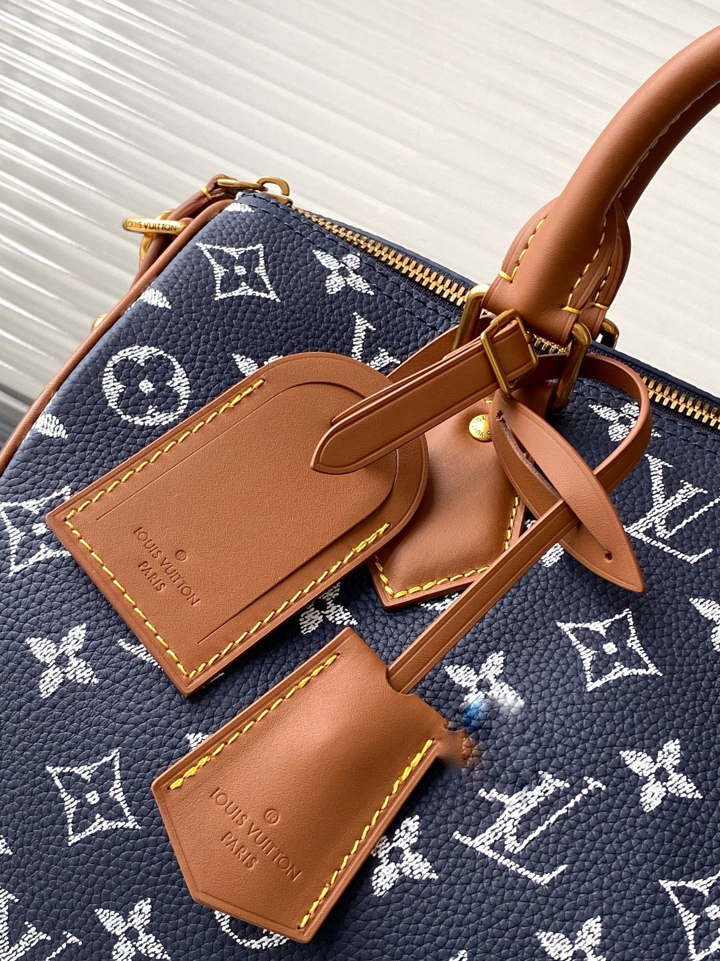 BAG-LV-W-077