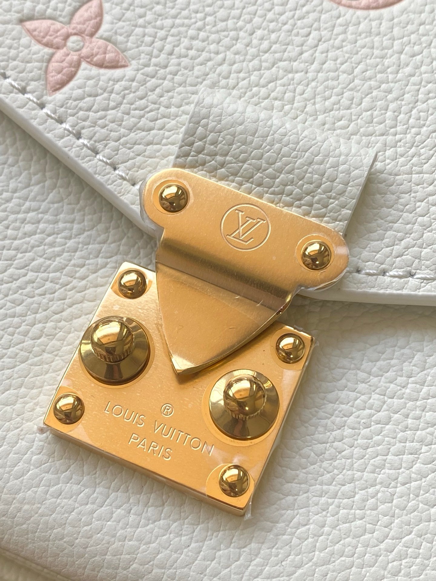 BAG-LV-W-084