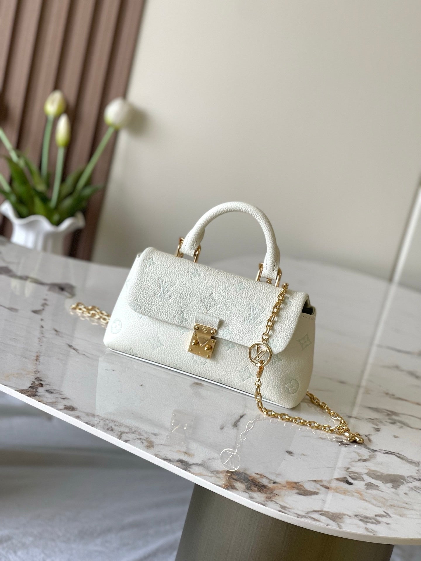BAG-LV-W-086