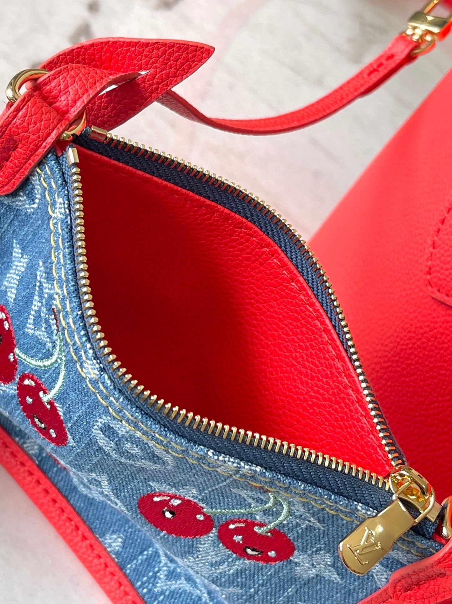 BAG-LV-W-104
