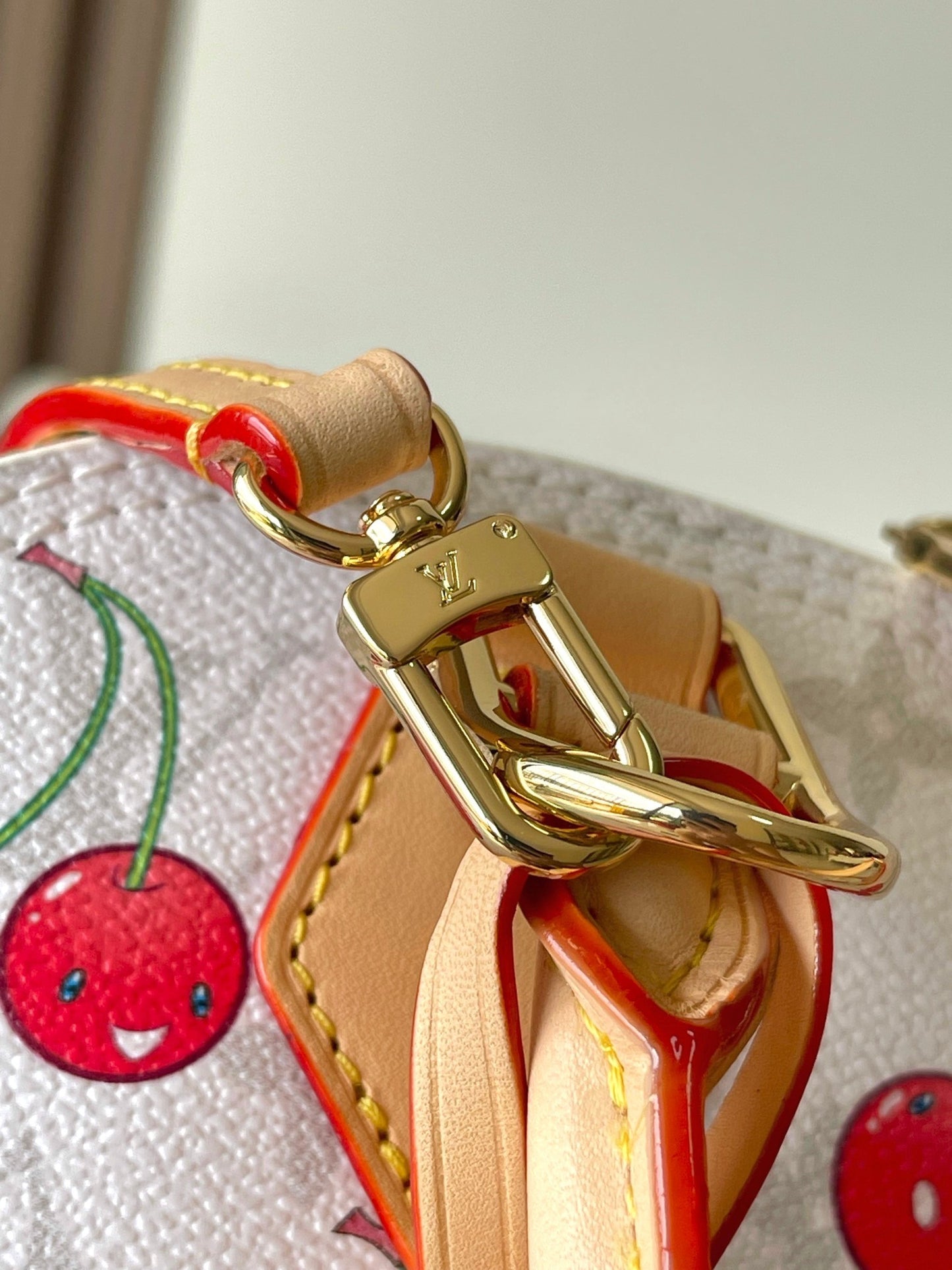 BAG-LV-W-105