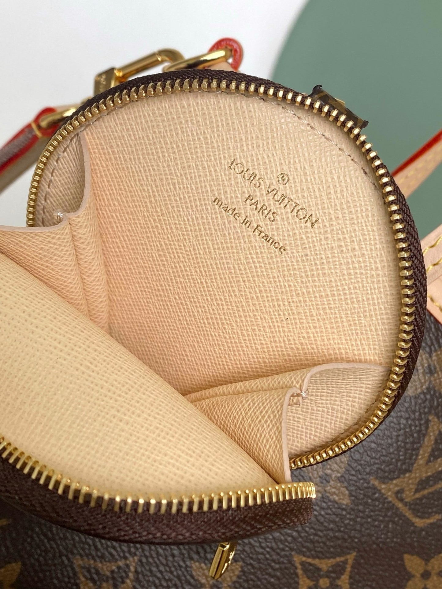 BAG-LV-W-119