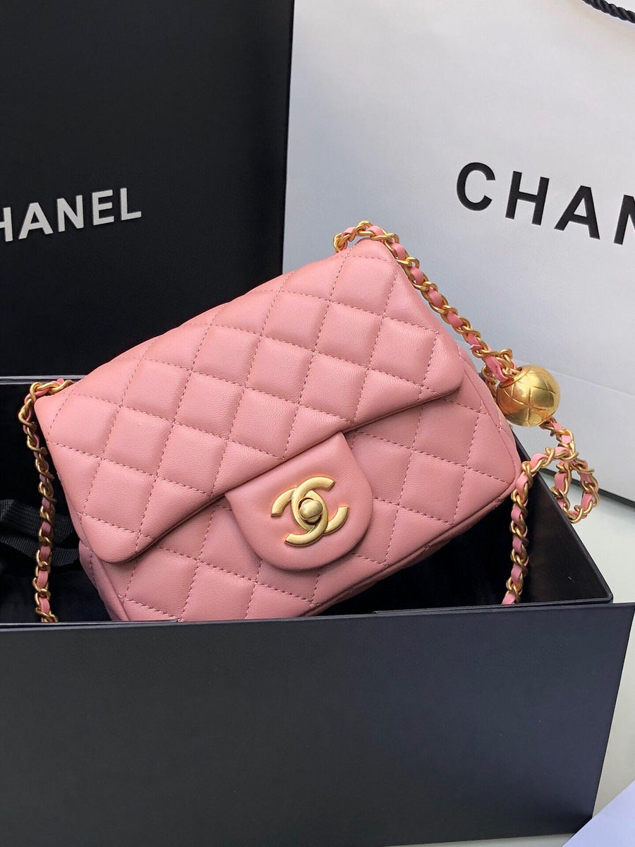 CHANEL ミニフラップバッグ
